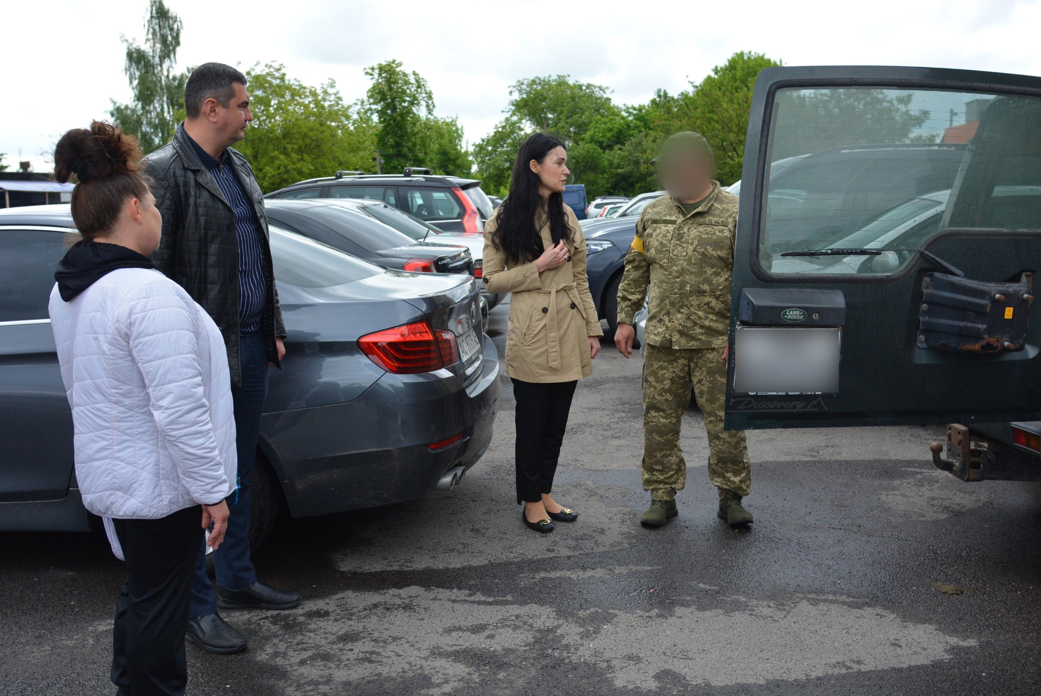 ВІЙСЬКОВИМ НА ПЕРЕДОВУ ПЕРЕДАЛИ АПТЕЧКИ