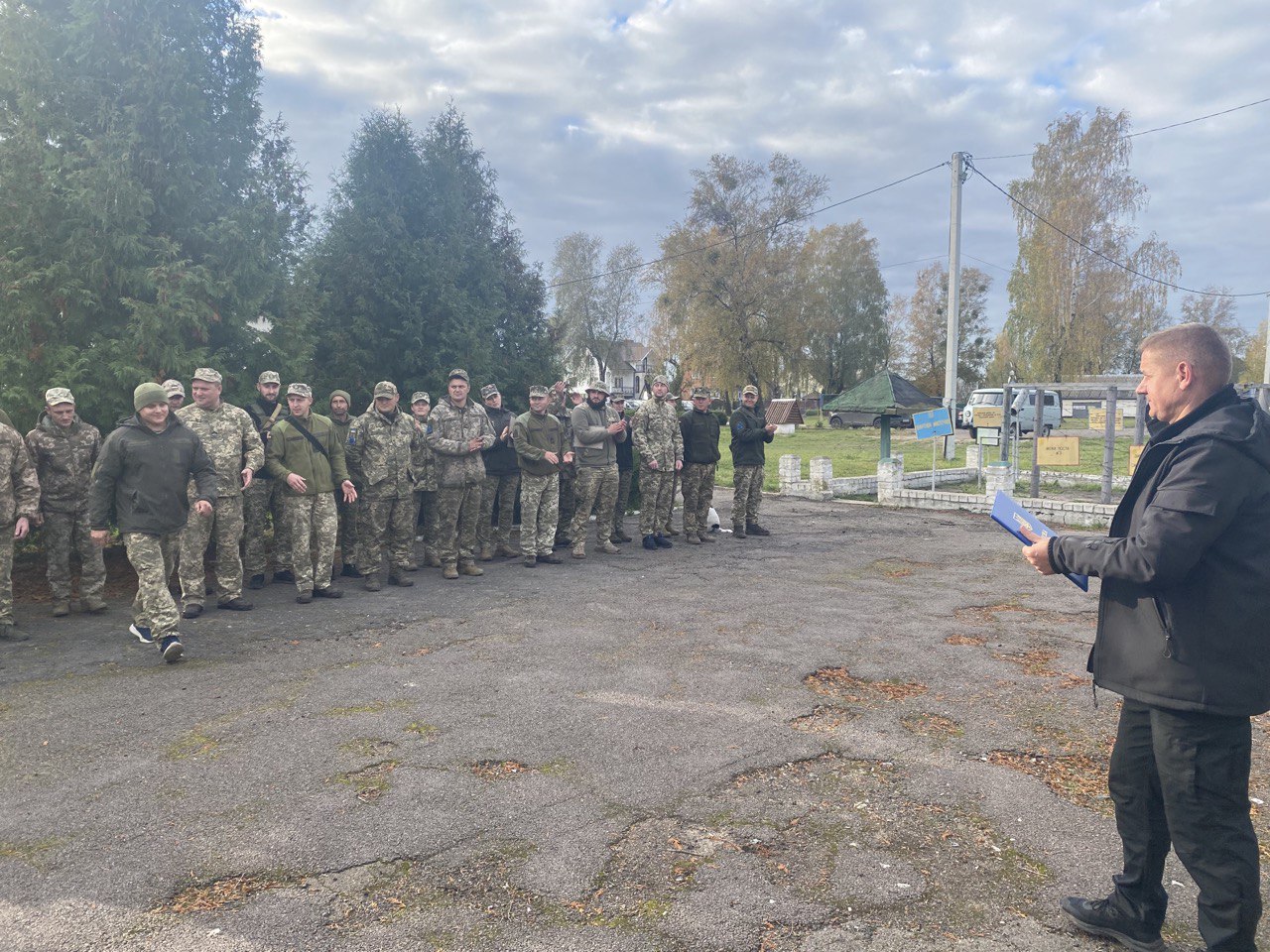 ЮРІЙ ПОЛІЩУК ПРИВІТАВ УКРАЇНСЬКИХ ВОЇНІВ ІЗ ПРИЙДЕШНІМ СВЯТОМ