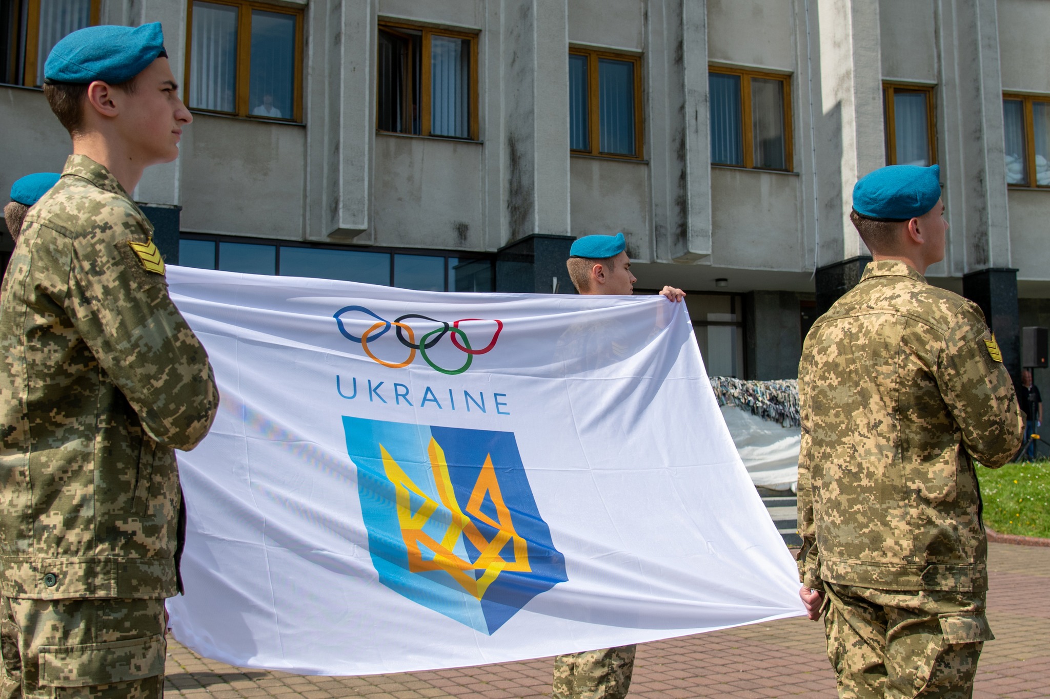 НА ВОЛИНІ ПІДНЯЛИ ОЛІМПІЙСЬКИЙ ПРАПОР