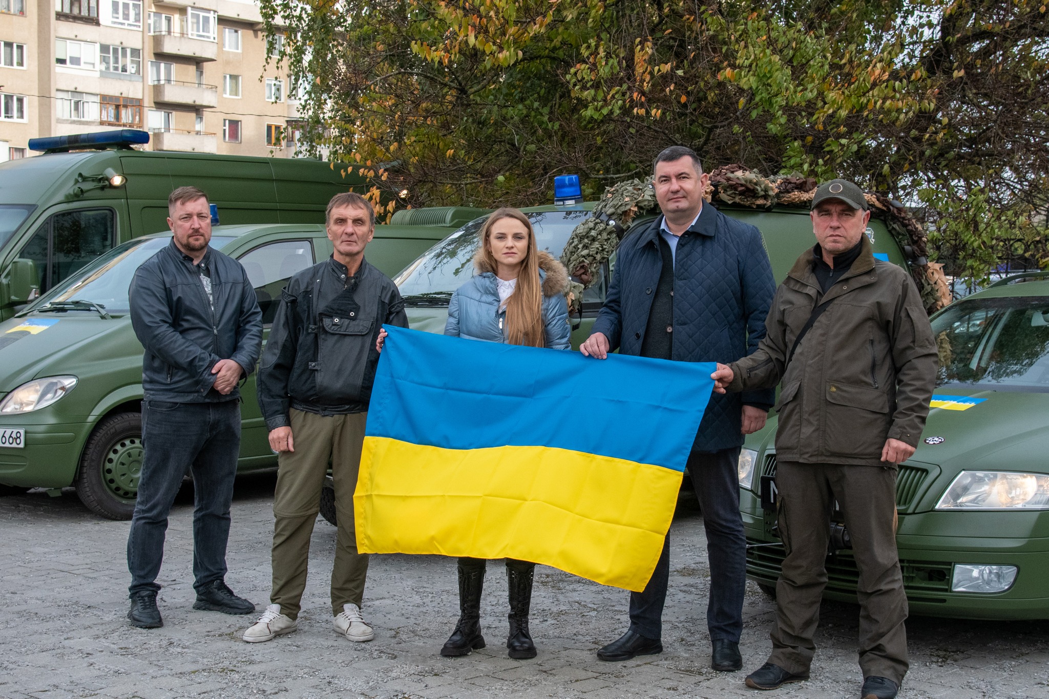 ВОВЧИК, ДИКИЙ, КОЗАК І МАРІЧКА: ЩЕ 4 АВТО ПРЯМУЮТЬ ДО ОБОРОНЦІВ