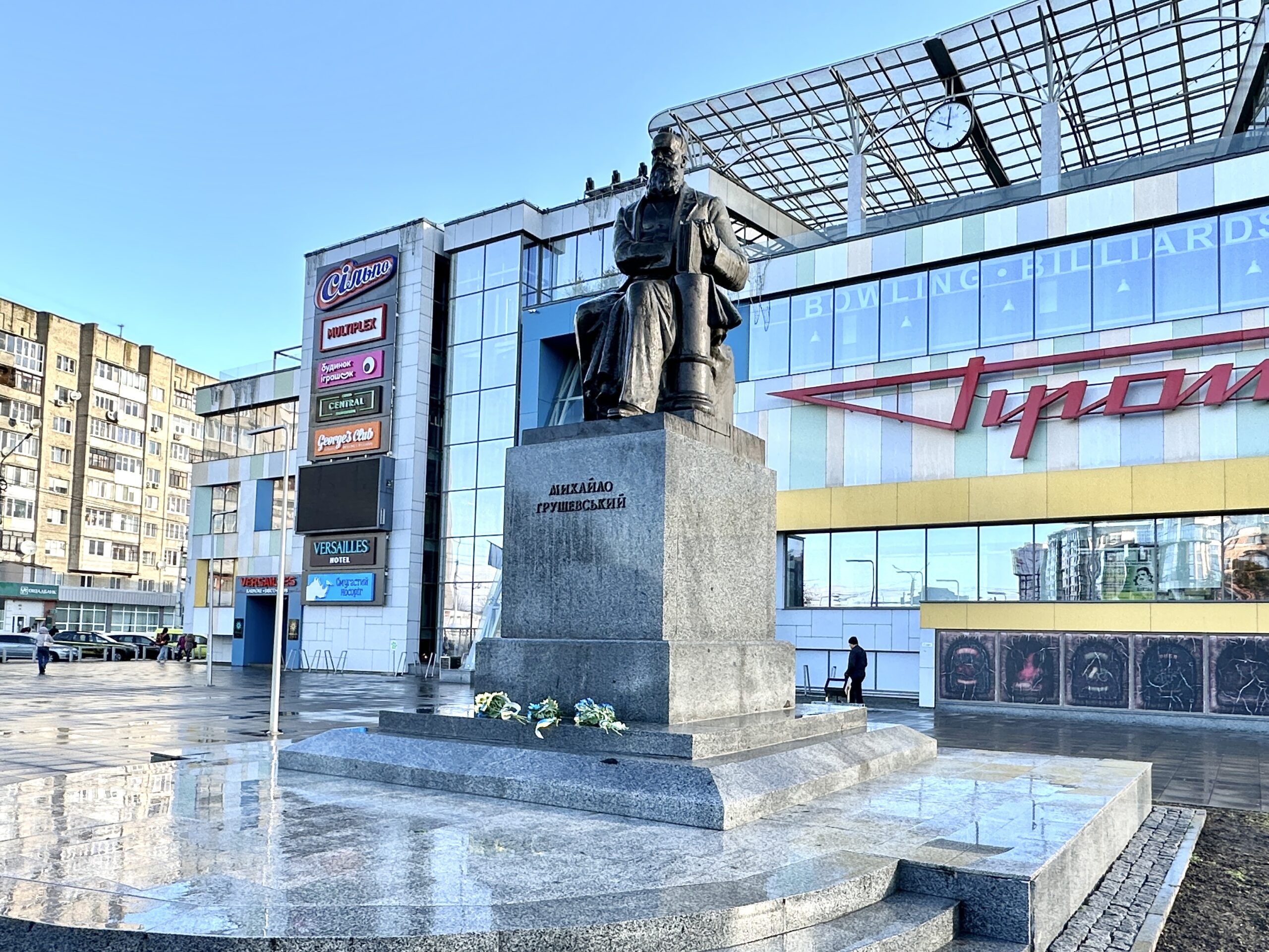 ВОЛИНЯНИ ВКЛОНИЛИСЬ ПАМ’ЯТІ ВИДАТНОГО ДЕРЖАВОТВОРЦЯ