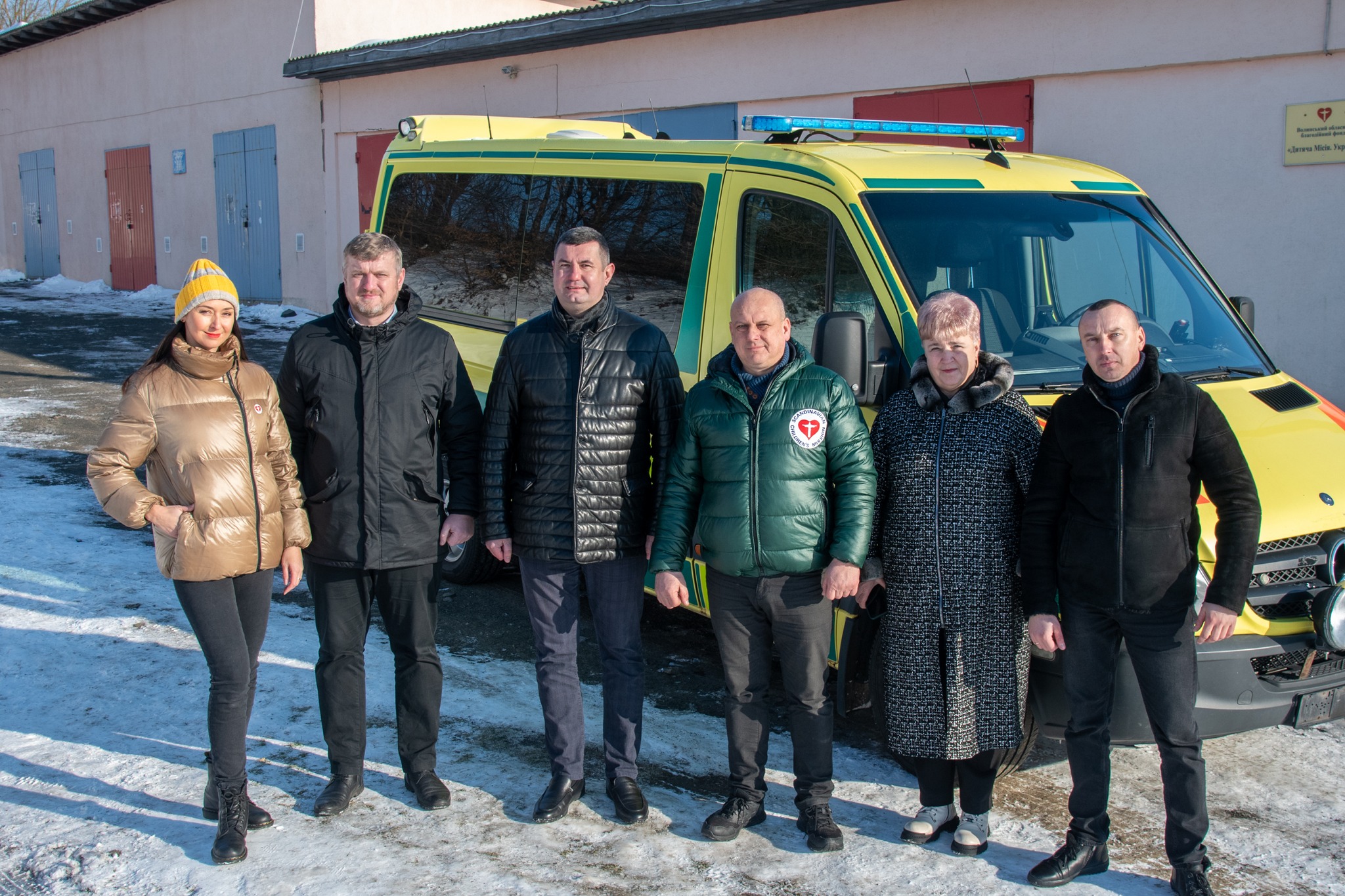 РУДЕНСЬКИЙ ІНТЕРНАТ ОТРИМАВ КАРЕТУ ШВИДКОЇ ВІД «ДИТЯЧОЇ МІСІЇ. УКРАЇНА»