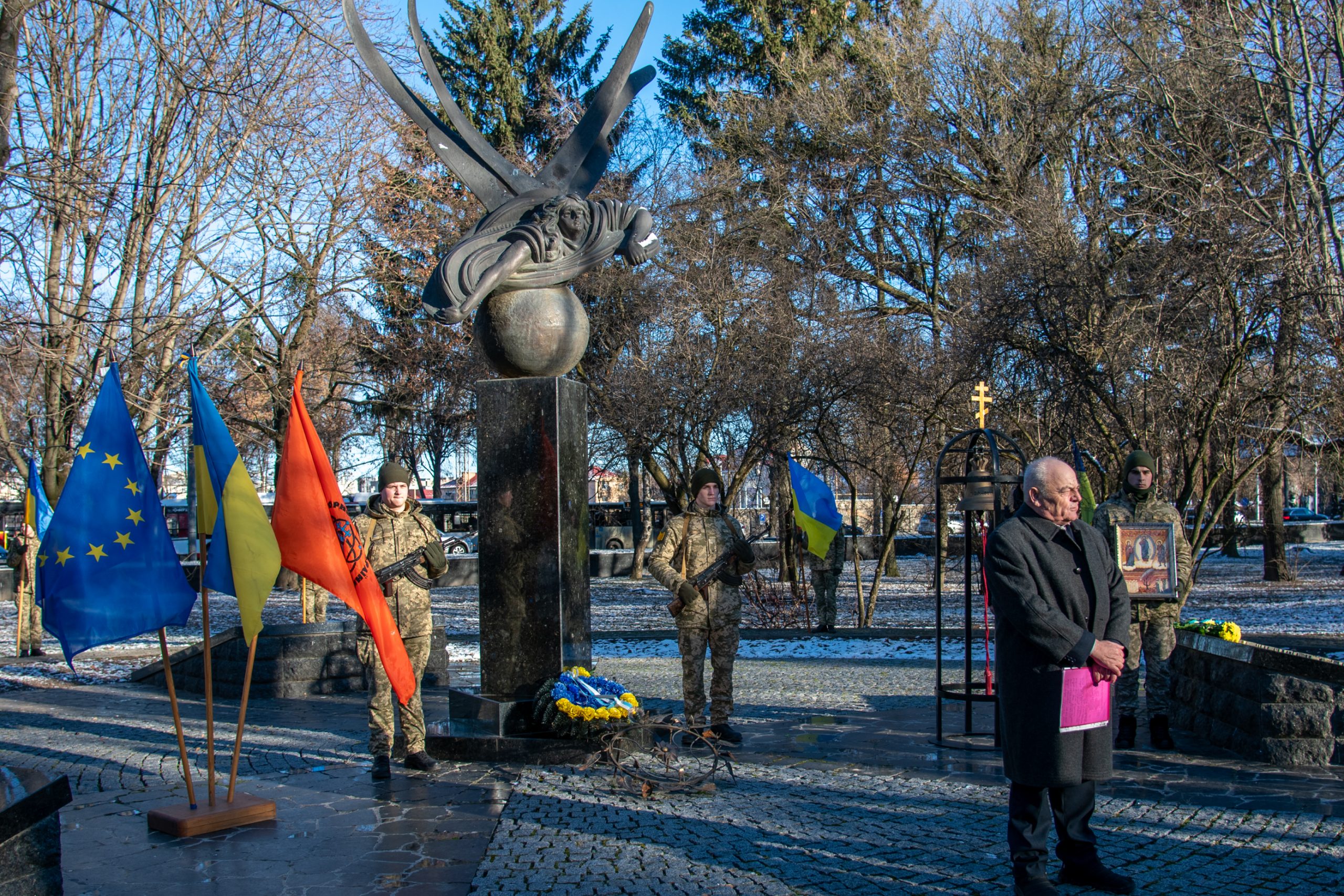 14 ГРУДНЯ – ДЕНЬ ВШАНУВАННЯ УЧАСНИКІВ ЛІКВІДАЦІЇ НАСЛІДКІВ АВАРІЇ НА ЧАЕС