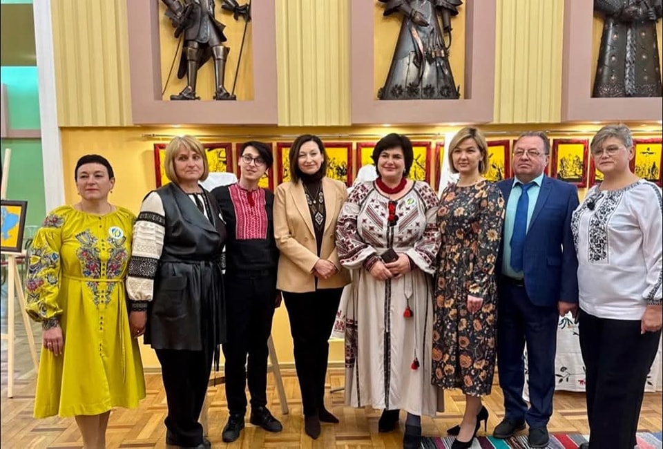 МАТУСЯМ ПРИСВЯЧУЄТЬСЯ: В ТЕАТРІ ЛЯЛЬОК ВІДБУЛАСЯ ІМПРЕЗА ДО ДНЯ МАТЕРІ