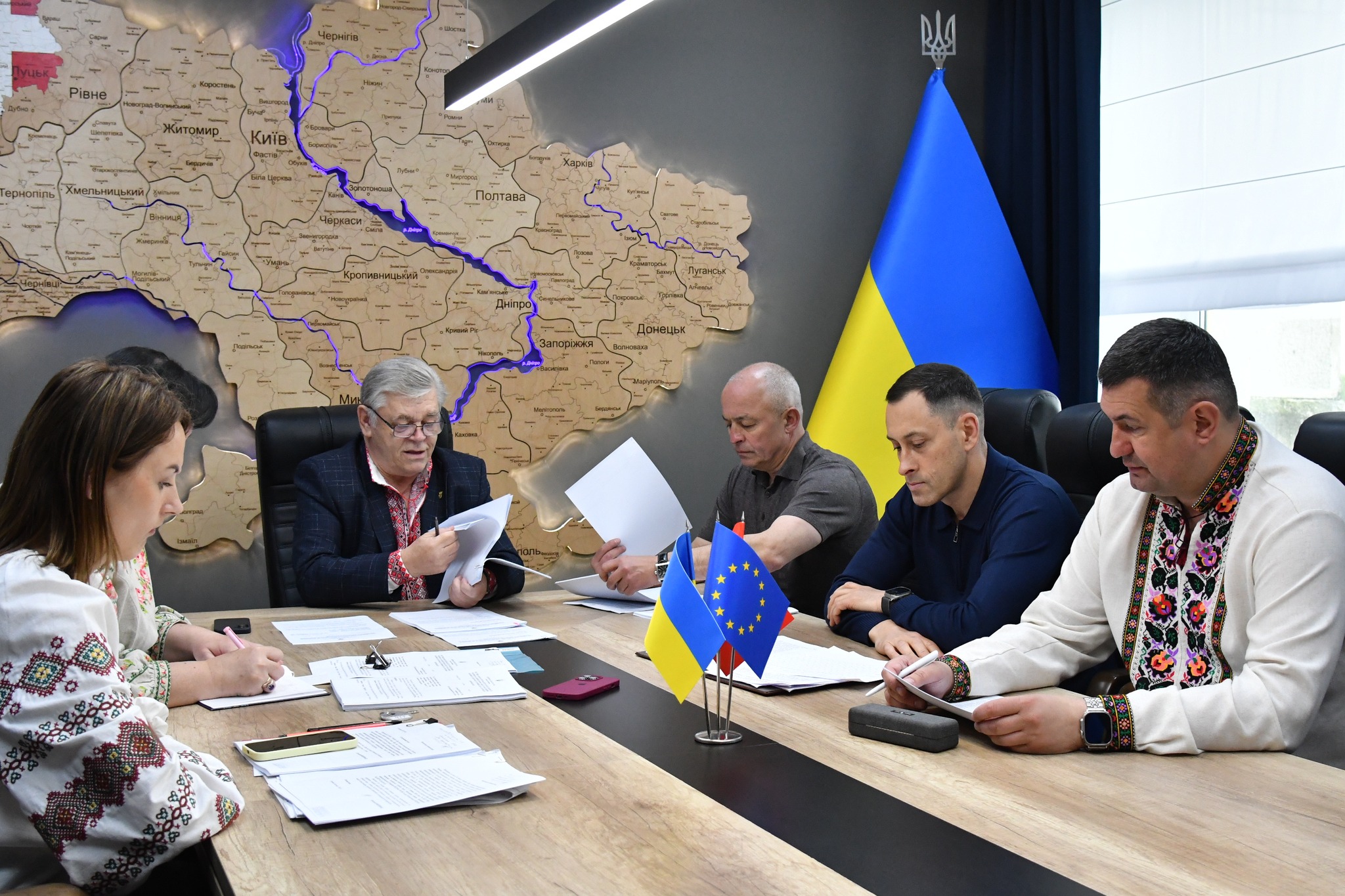 ПРОФІЛЬНА КОМІСІЯ РОЗГЛЯНУЛА ЗВІТИ ГОЛОВИ ВОЛИНЬРАДИ ТА ПРОКУРОРА