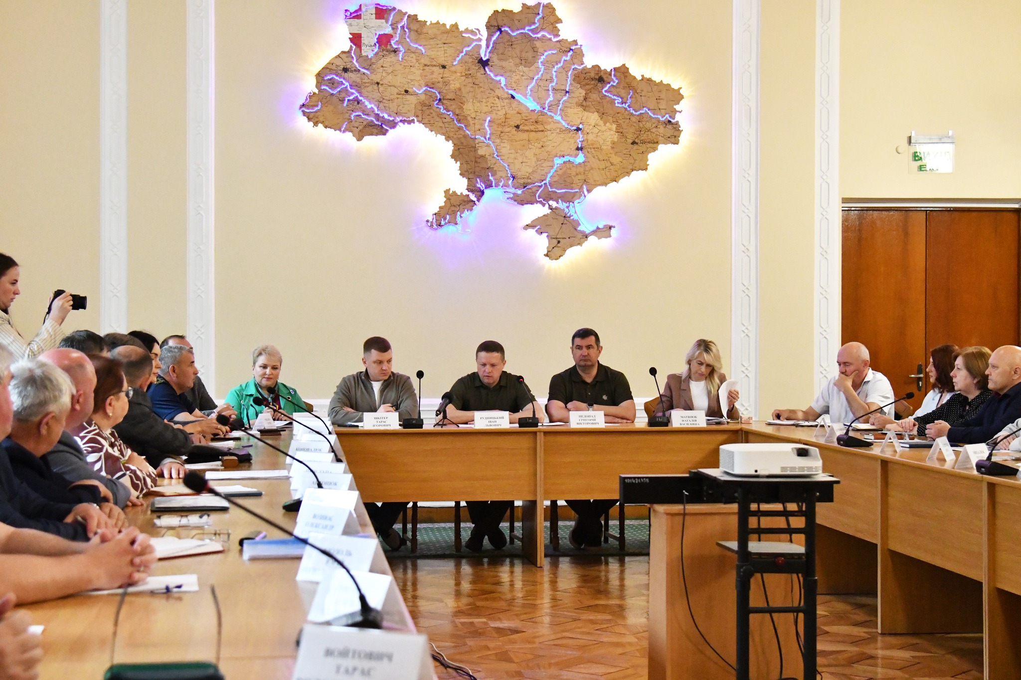 ІНВЕСТИЦІЇ В ОСВІТУ: ПРАГМАТИЧНИЙ ПІДХІД І ВЗАЄМОДІЯ