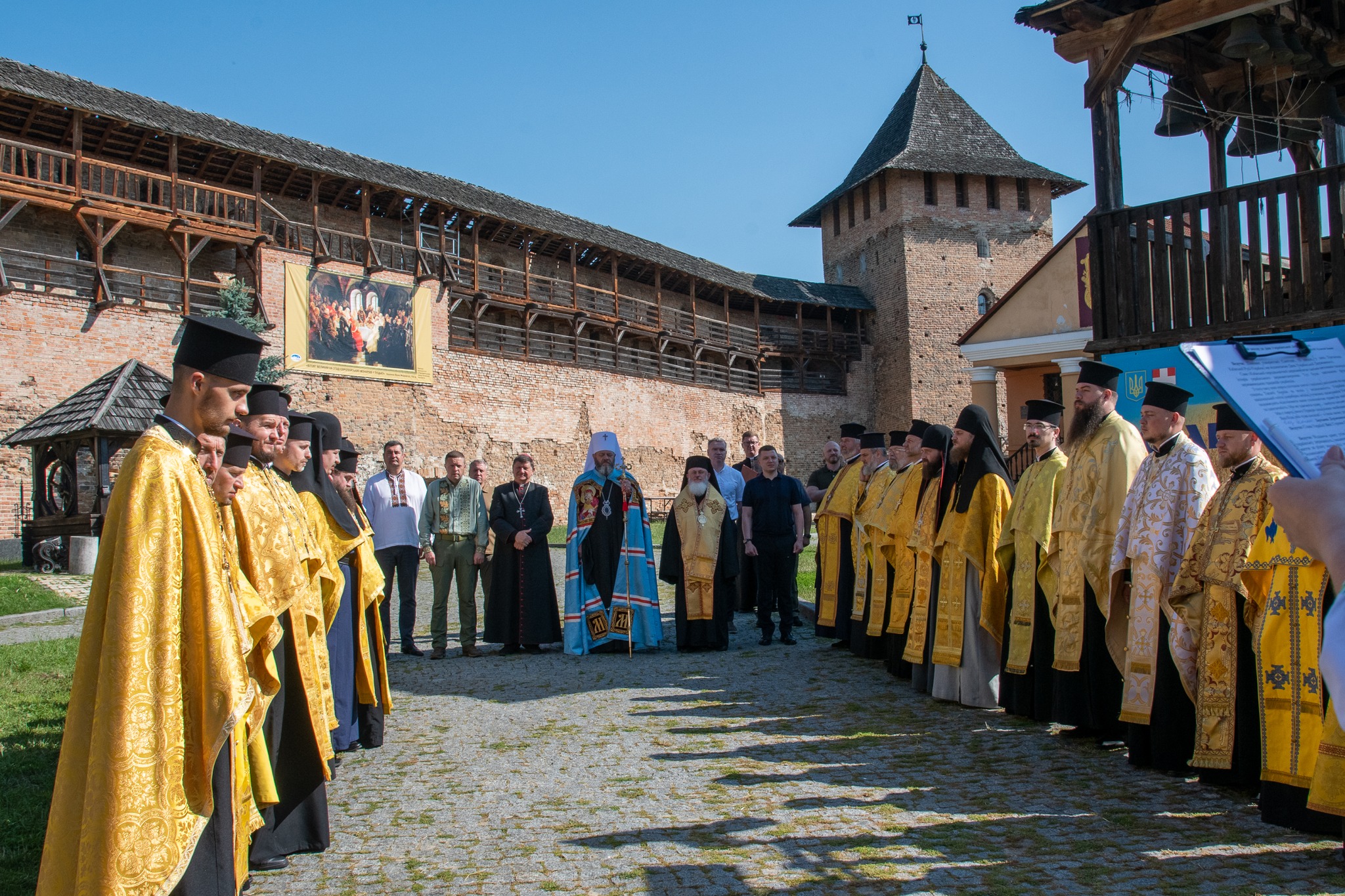 ВІДБУЛИСЬ УРОЧИСТОСТІ З НАГОДИ ДНЯ УКРАЇНСЬКОЇ ДЕРЖАВНОСТІ