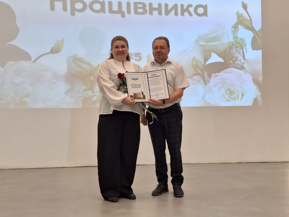 МИ ЗАВДЯЧУЄМО ЇМ ЗДОРОВ’ЯМ: ВОЛИНСЬКІ МЕДИКИ ПРИЙМАЛИ ВІТАННЯ ДО ПРОФЕСІЙНОГО СВЯТА
