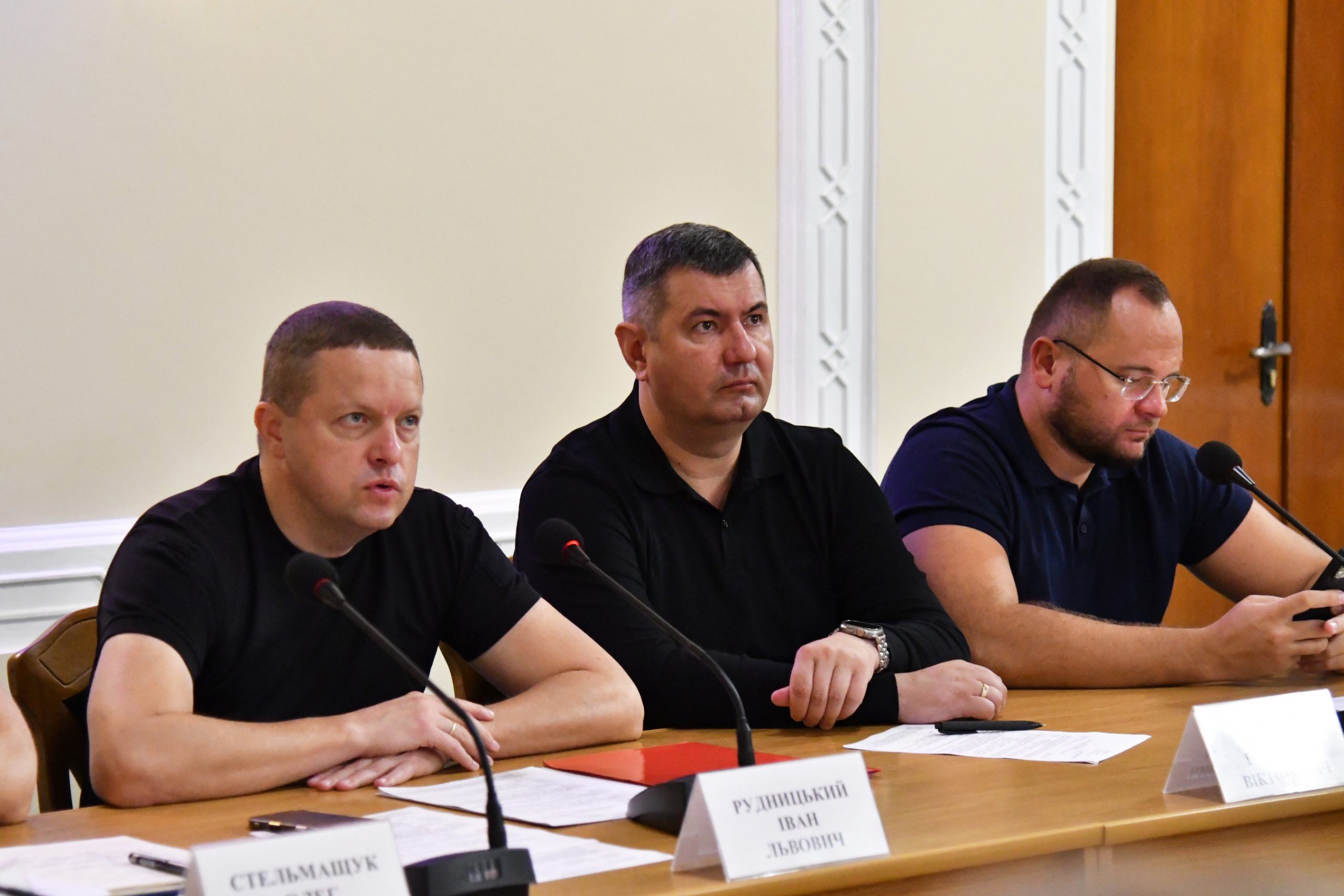 ПІДГОТОВКА ДО ЗИМИ, РЕМОНТ ДОРІГ І СТИМУЛИ ДЛЯ СІЛЬСЬКИХ МЕДИКІВ