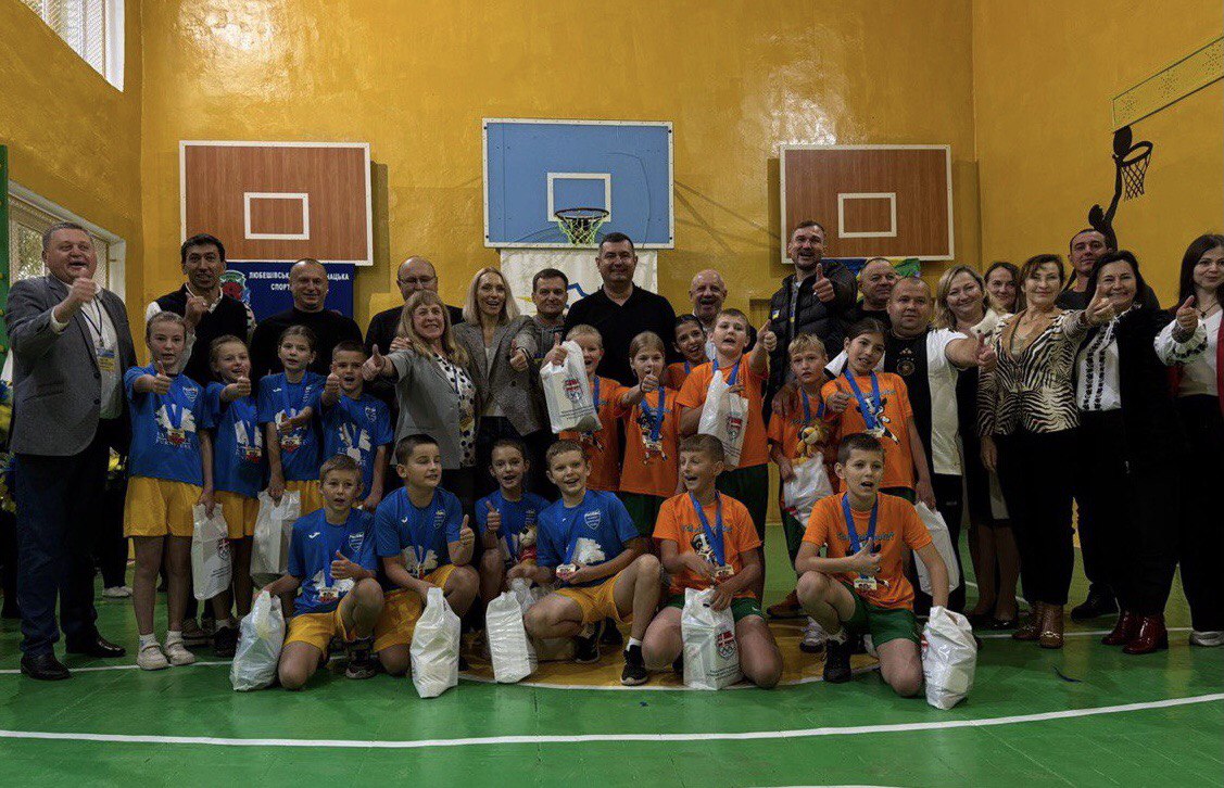 «ШЛЯХ ЧЕМПІОНІВ»: ВІДТЕПЕР ЙОГО ТОРУВАТИМУТЬ УЧНІ ЗАЛІЗНИЦЬКОГО ЛІЦЕЮ