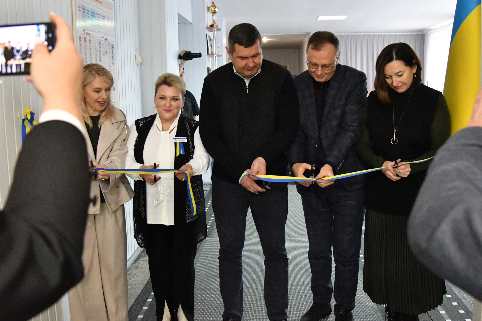 У КОЛКІВСЬКОМУ ЦПО ВІДКРИЛИ ОСЕРЕДОК «ЗАХИСТУ УКРАЇНИ» ТА ЗАСЛУХАЛИ ЗВІТ ДИРЕКТОРА. ФОТОРЕПОРТАЖ.