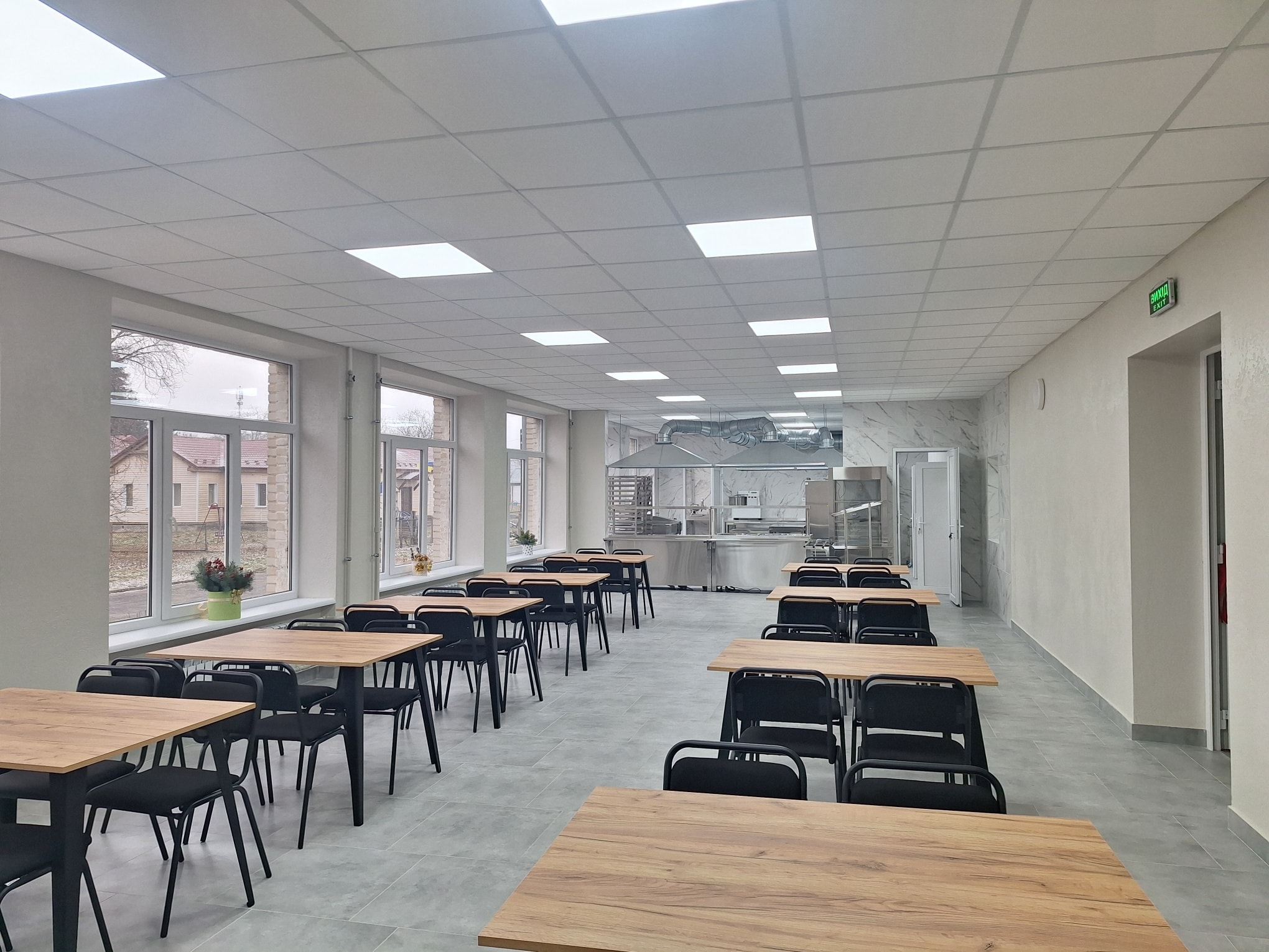 В БЕРЕСТЕЧКІВСЬКОМУ ЛІЦЕЇ ВІДКРИЛИ ОНОВЛЕНИЙ ХАРЧОБЛОК