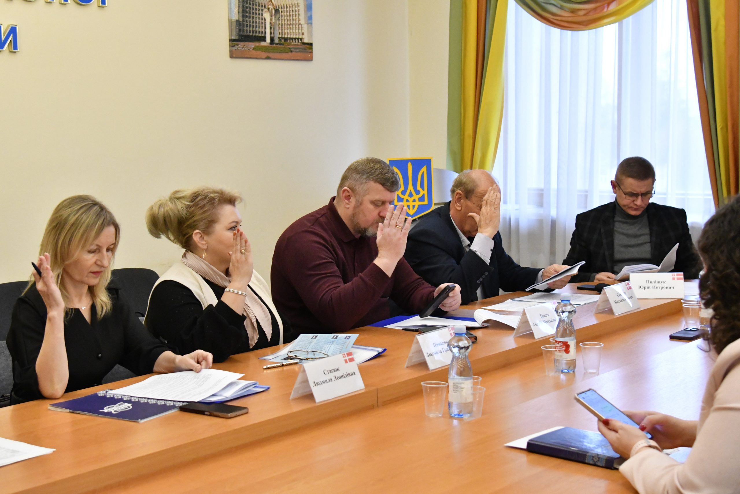 НОВА МЕРЕЖА ЗСО, ЗВЕРНЕННЯ ДО УРЯДУ, КАДРИ І СТИПЕНДІЇ МОЛОДИМ ВЧЕНИМ: РЕКОМЕНДАЦІЇ ОСВІТЯНСЬКОЇ КОМІСІЇ