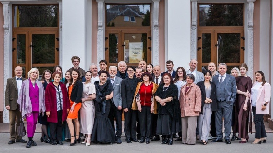 ВОЛИНСЬКОМУ АКАДЕМІЧНОМУ ТЕАТРУ ЛЯЛЬОК – 50