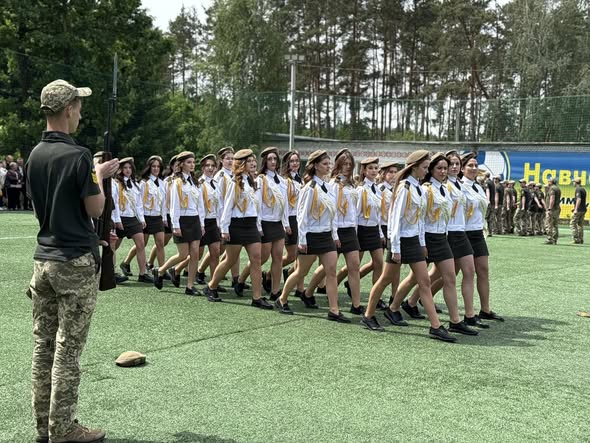 НА ШЛЯХУ СЛУЖІННЯ УКРАЇНІ – ВИПУСК У ВІЙСЬКОВМУ ЛІЦЕЇ