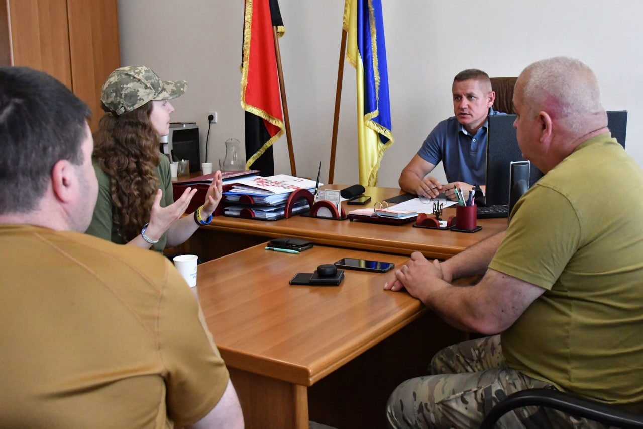 ЩОБ УКРАЇНА ЗАЛИШАЛАСЯ У ФОКУСІ УВАГИ