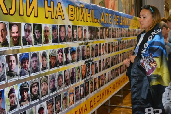 НЕНАРОДЖЕНІ ДЛЯ ВІЙНИ: ГЕРОЯМ 82-Ї ОДШБр ПРИСВЯЧУЄТЬСЯ