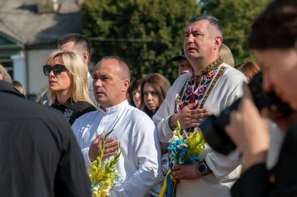 УКРАЇНІ – 35!